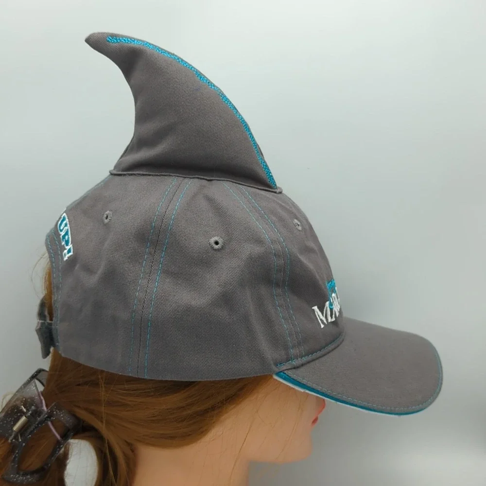Jimmy Buffetts Margaritaville Fins Up! Hat Cap Strapback Cayman Islands RARE